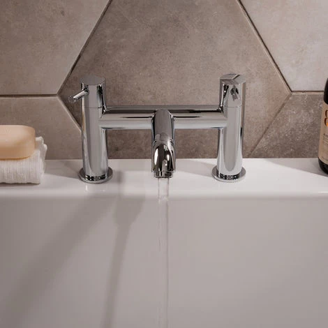 Chrome Bath Filler Mixer Tap Designer Bathroom Tub Lever Faucet 6 Chrome Bath Filler Mixer Tap Designer Bathroom Tub Lever Faucet - Image 4