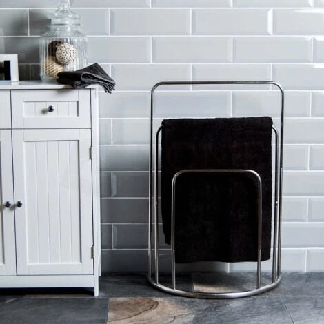 3 Tier Towel Stand Curved Steel Bathroom Drying Rack 4 3 Tier Towel Stand Curved Steel Bathroom Drying Rack - Image 2