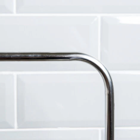 3 Tier Towel Stand Curved Steel Bathroom Drying Rack 7 3 Tier Towel Stand Curved Steel Bathroom Drying Rack - Image 5