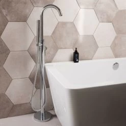 NRG Free Standing Bath Shower Mixer Tap Floor Standing Bathroom Filler Kit Chrome 10 NRG Free Standing Bath Shower Mixer Tap Floor Standing Bathroom Filler Kit Chrome -Comfort Bathroom Store 23986219 4